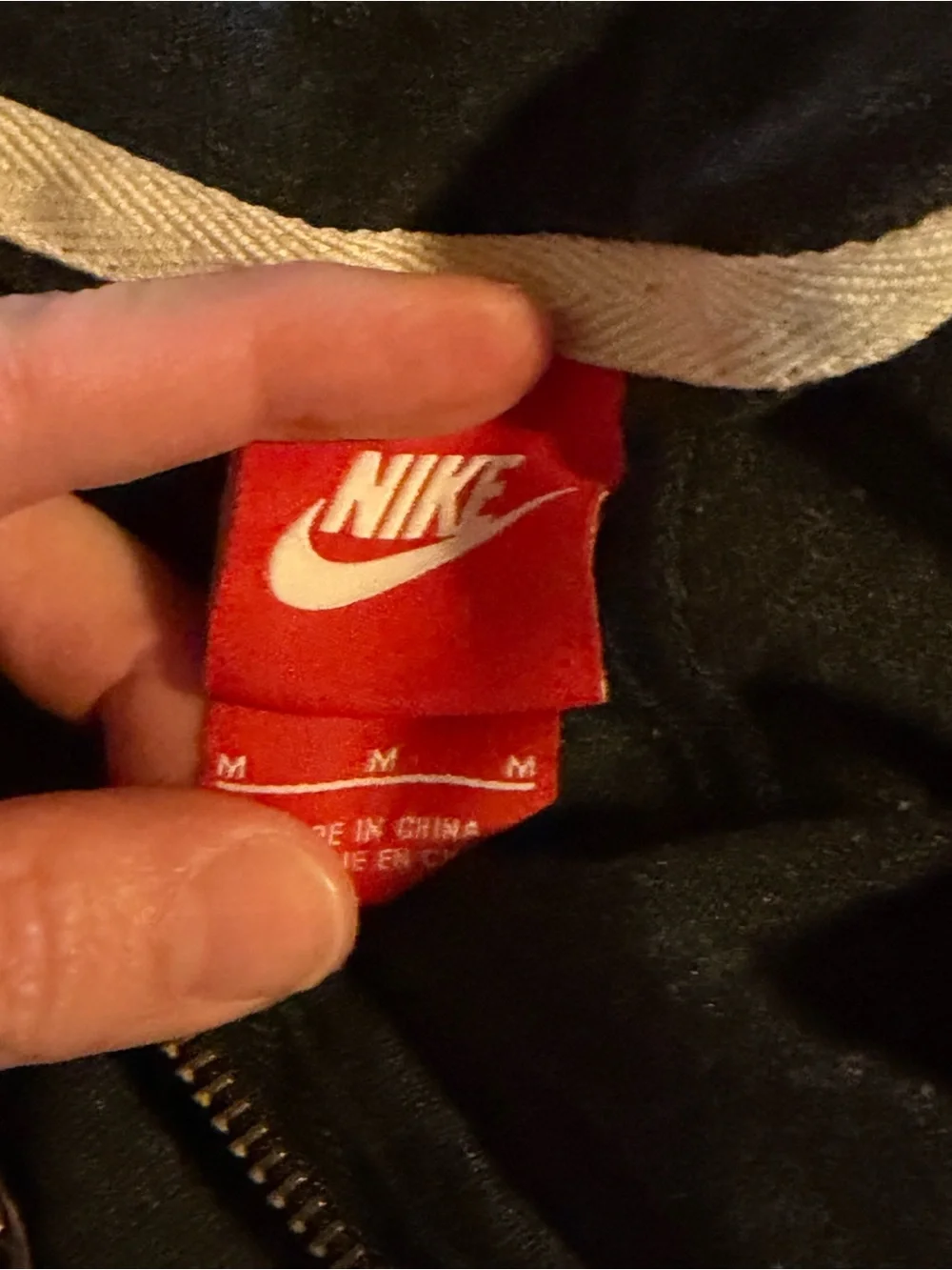 Nike Heathered Charcoal Gray Hoodie Red Tag with White Swoosh Size Medium